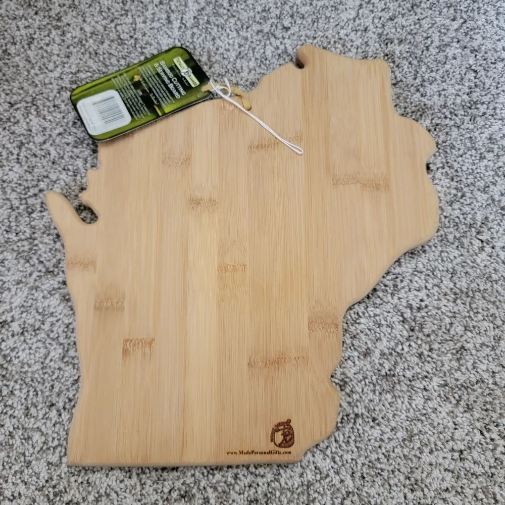 Totally Bamboo Wisconsin Cutting & Serving Board - Picture 4 of 5